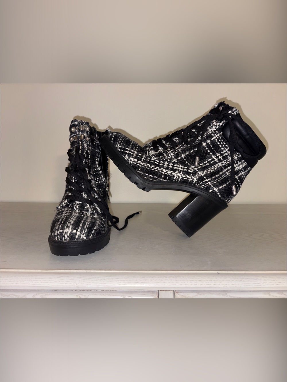 JLo B&W Tweed Lace-Up Chunky Heel Ankle Boots w/zip & jewel accents - Picture 12 of 14